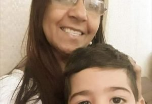 Mãe e filho morrem em acidente de trânsito na CE-292; família retornava da escola para casa