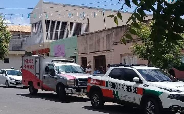 Homem é preso após matar a própria mãe a facadas no Crato interior do Ceará