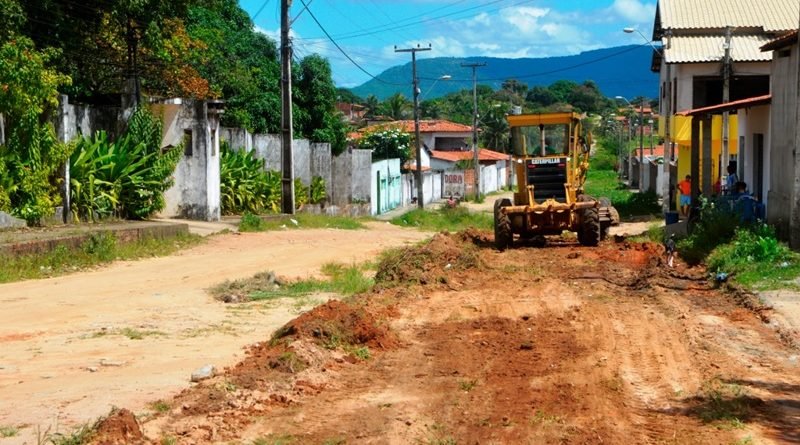 Prefeitura de Caucaia inicia obras de pavimentação no Capuan e na Jandaiguaba