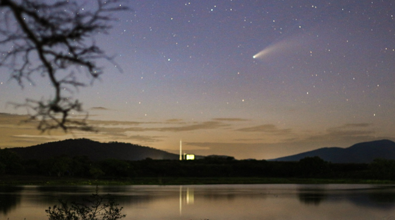 Cometa 'Neowise' é visto por astrônomos amadores em Caucaia, Maranguape e Cariús