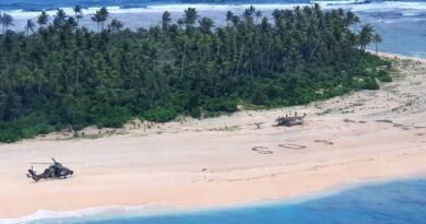 Três homens são encontrados em ilha desabitada da Oceania após escreverem 'SOS' na areia