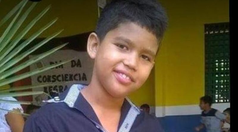 Estudante de 13 anos morre em Bela Cruz após choque com celular na tomada