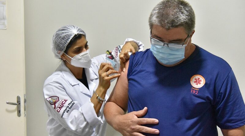 Caucaia conta com mais 4.501 doses da vacina contra Covid-19