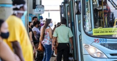 MPCE entra com recurso para retorno de 100% da frota de ônibus nos horários de pico em Fortaleza