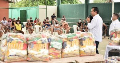 Mais de 8 mil famílias caucaienses foram contempladas com a entrega dos kits alimentação neste sábado